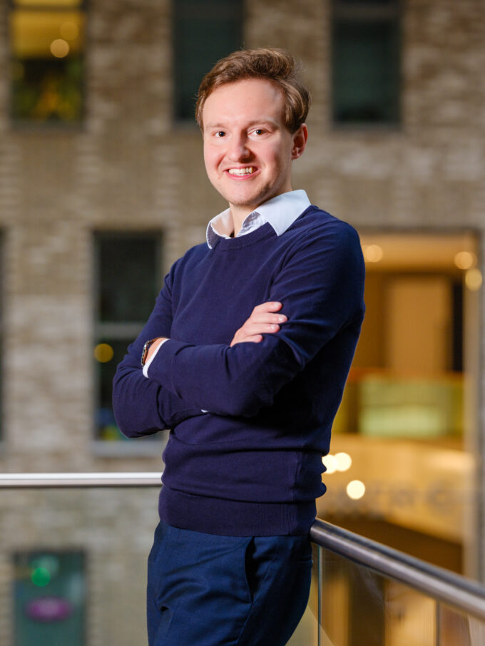 Ramond van Aert adviseur geneesmiddelenbeleid