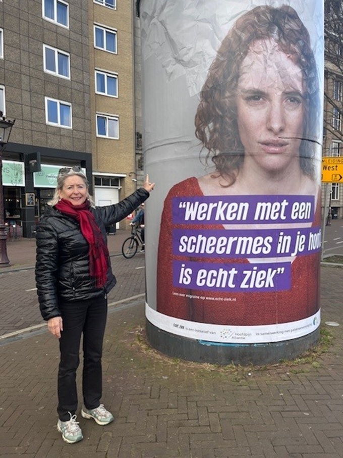 Guusje ter Horst bij campagneposter migraine is echt ziek